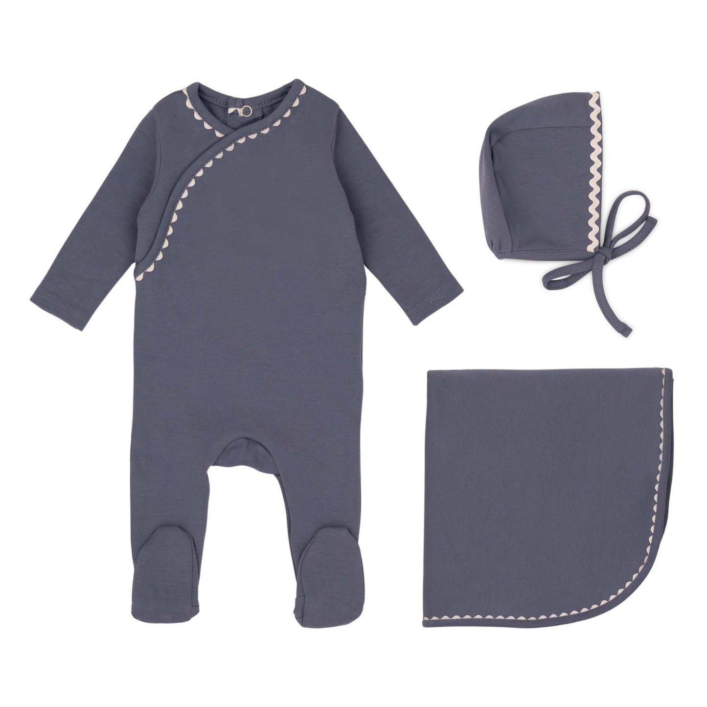 Classic Ric Rac Set-White on Blue