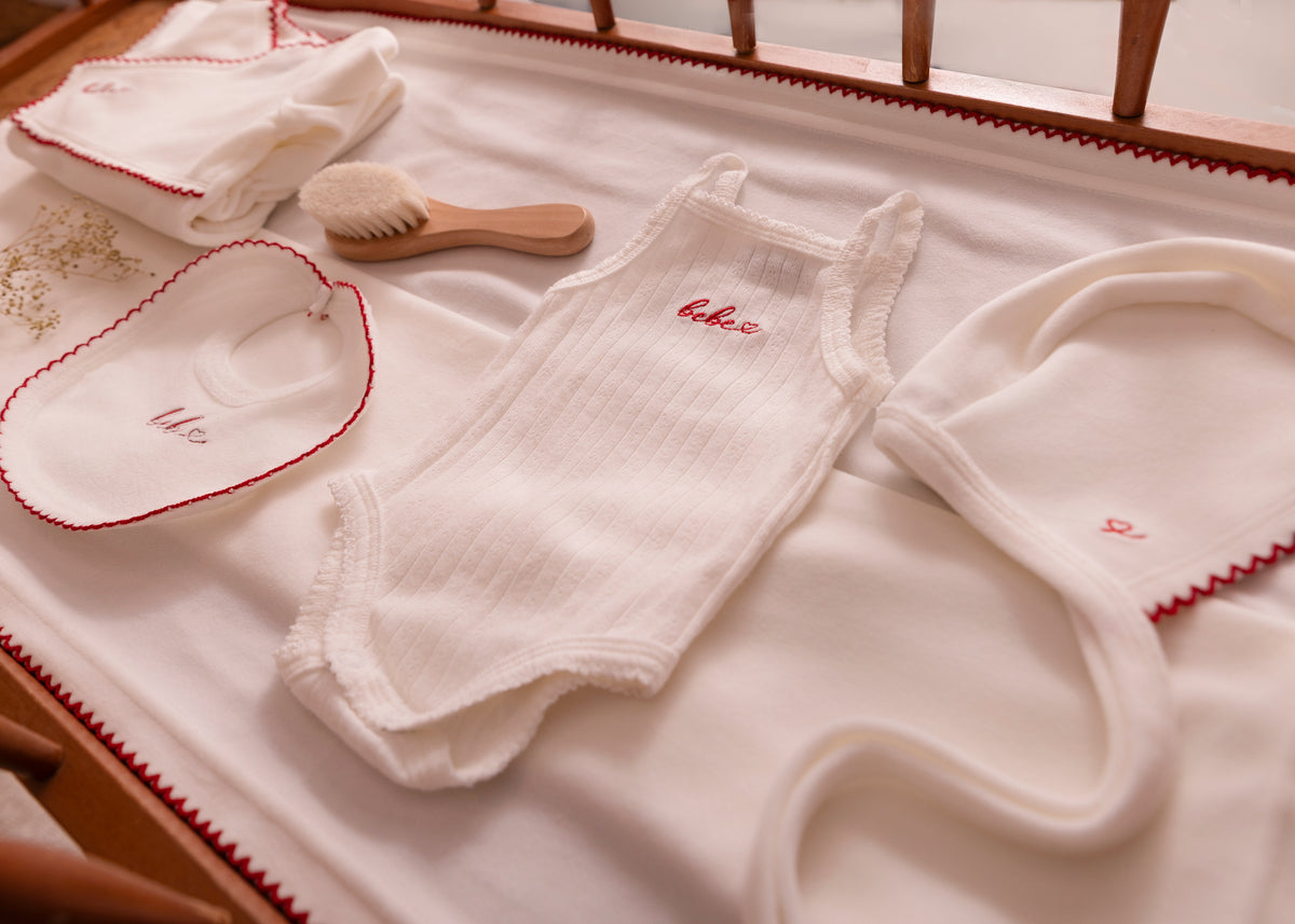 White Classic Velour Gift Set - Girls